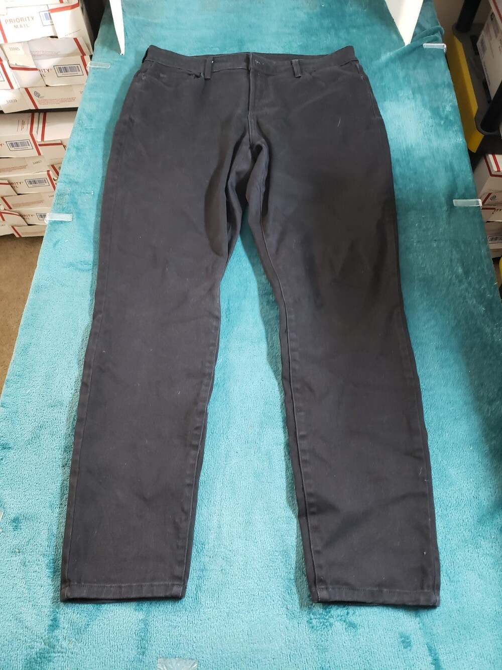 NYDJ Jeans Size 14 Womens Black Stretch Pants Denim Mid Rise Ami Skinny Jegging
